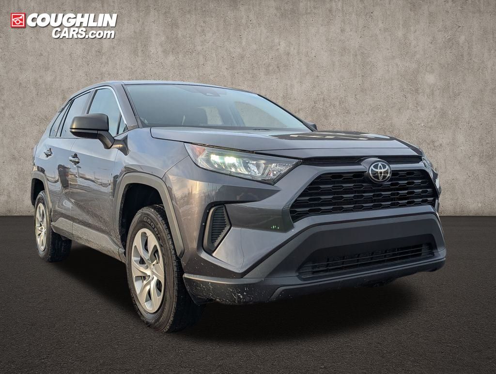 2022 Toyota RAV4 LE AWD