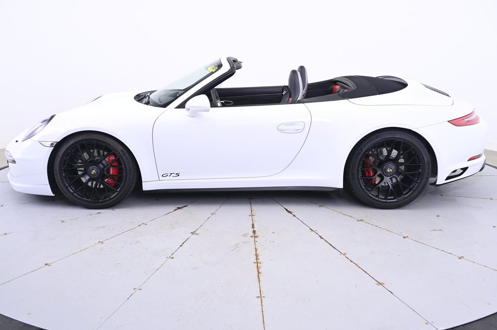 Thumbnail: 2015 Porsche 911 - 2