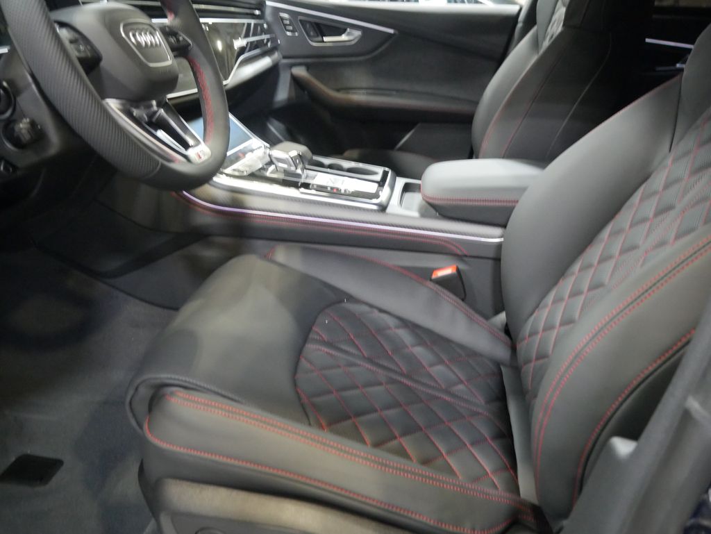 Thumbnail: 2026 Audi Q8 - 14