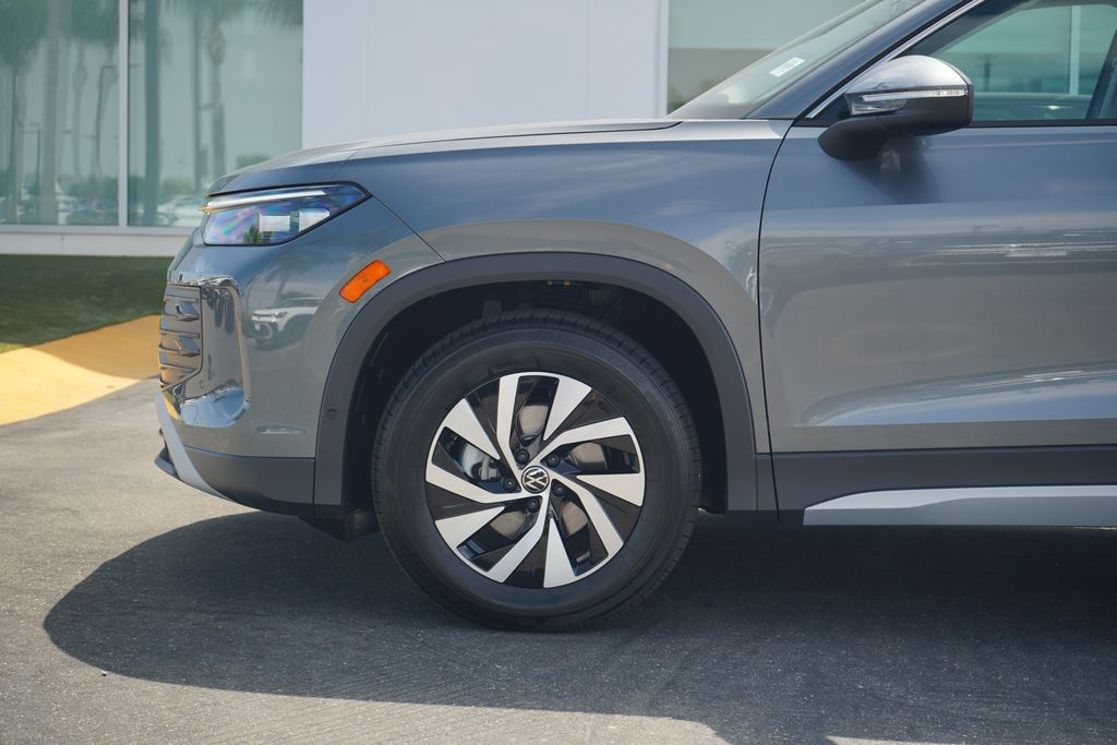 Thumbnail: 2025 Volkswagen Tiguan - 2