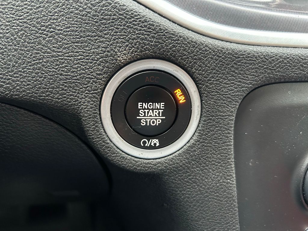 Thumbnail: 2020 Dodge Charger - 27