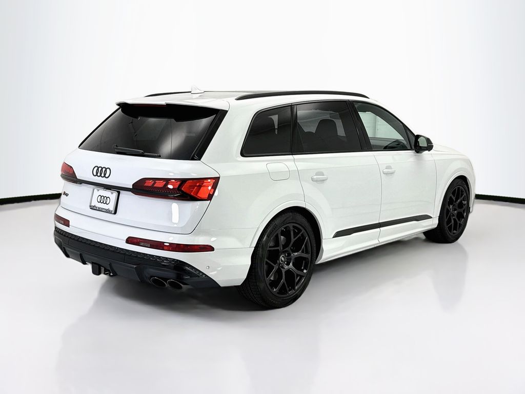 Thumbnail: 2026 Audi SQ7 - 5
