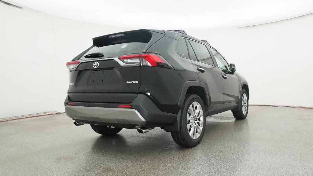 Thumbnail: 2025 Toyota RAV4 - 18