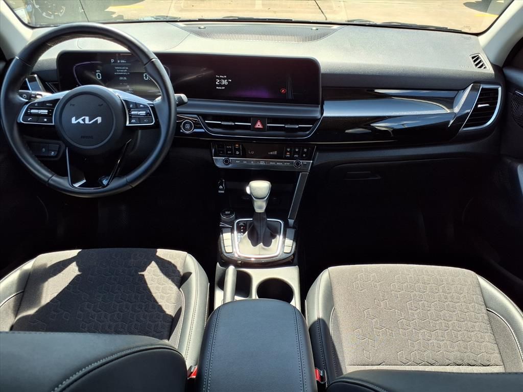 2025 Kia Seltos S Gray at Community Kia