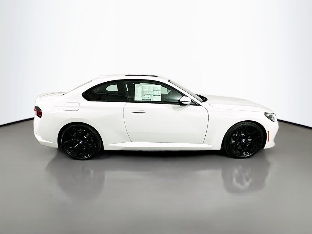 Thumbnail: 2026 BMW 2 Series - 4