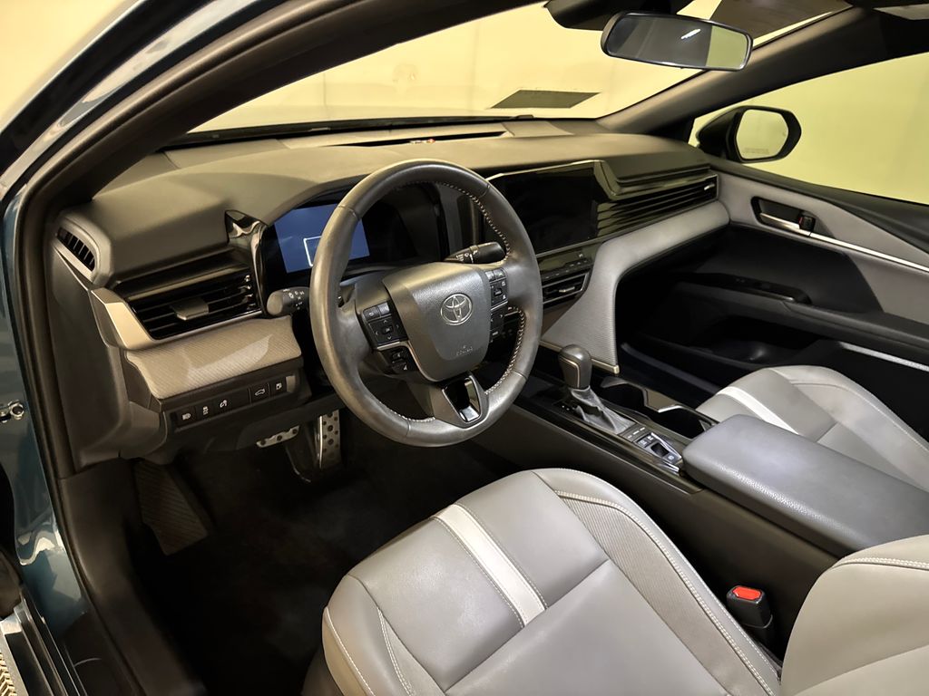 Certified Used 2025  Toyota SE image 6
