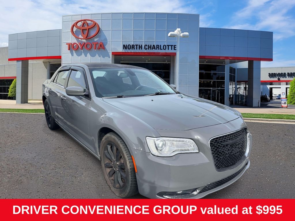 Ceramic Gray Clearcoat 2018 Chrysler 300 Touring AWD Sedan All-Wheel Drive 8-Speed Automatic