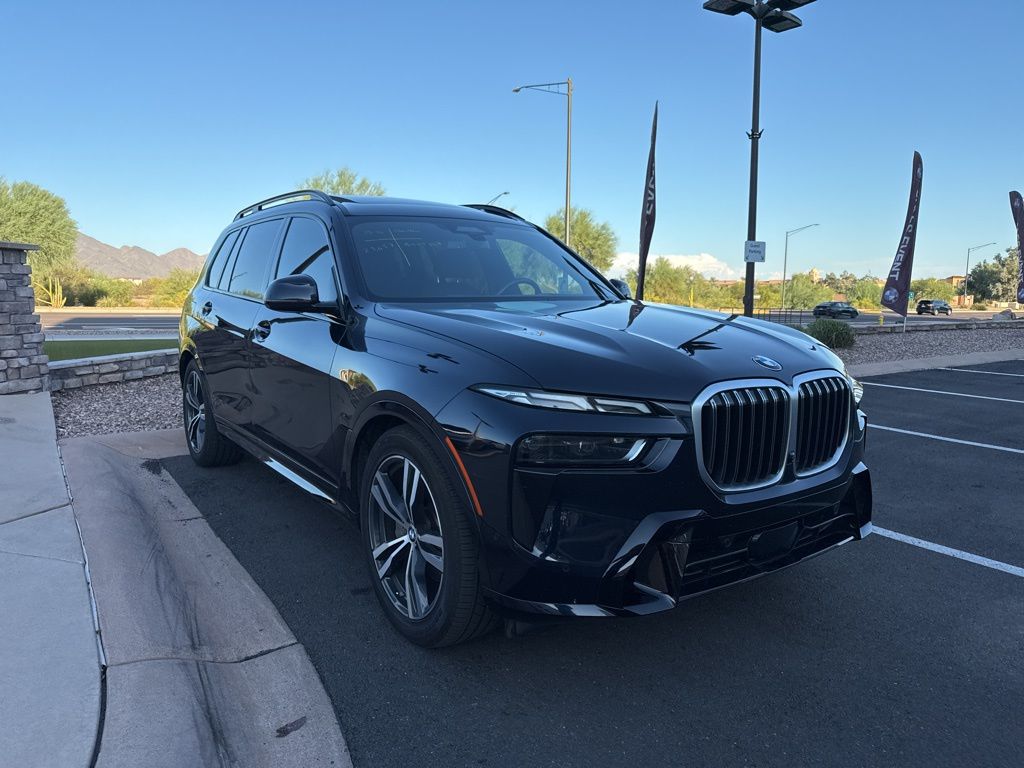 Thumbnail: 2023 BMW X7 - 9