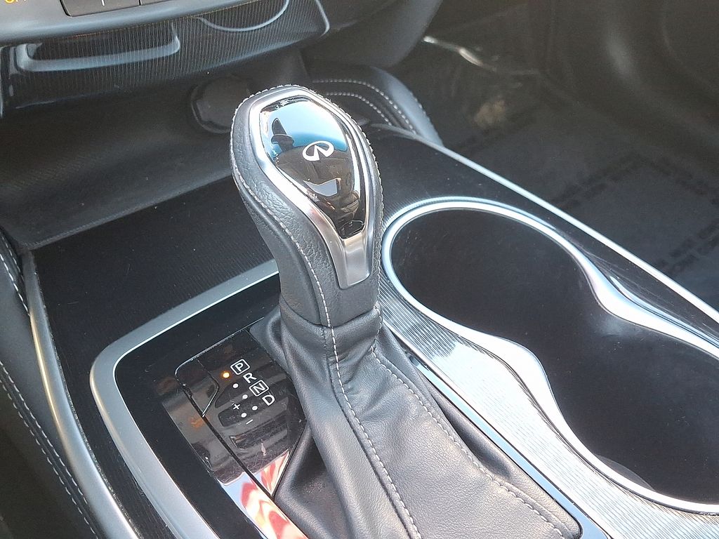 Thumbnail: 2018 INFINITI QX60 - 15