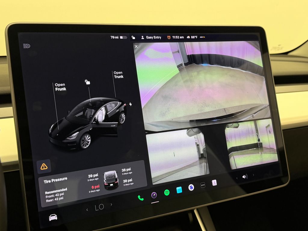 Thumbnail: 2020 Tesla Model 3 - 24