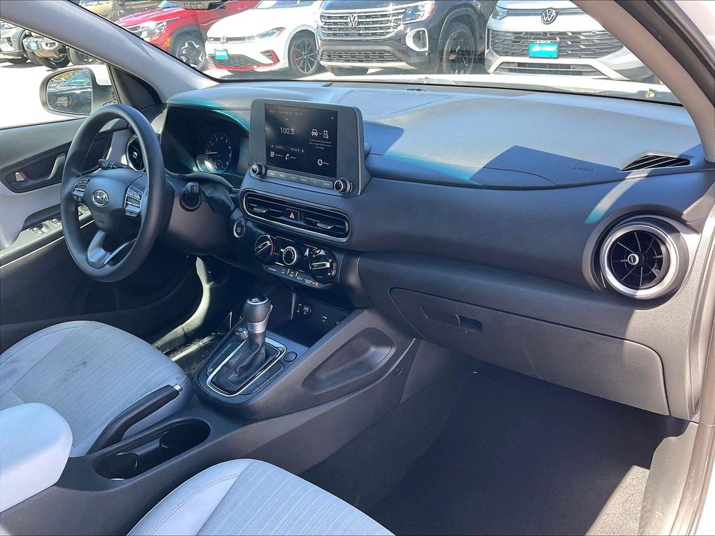 2023 Hyundai Kona — photo 12