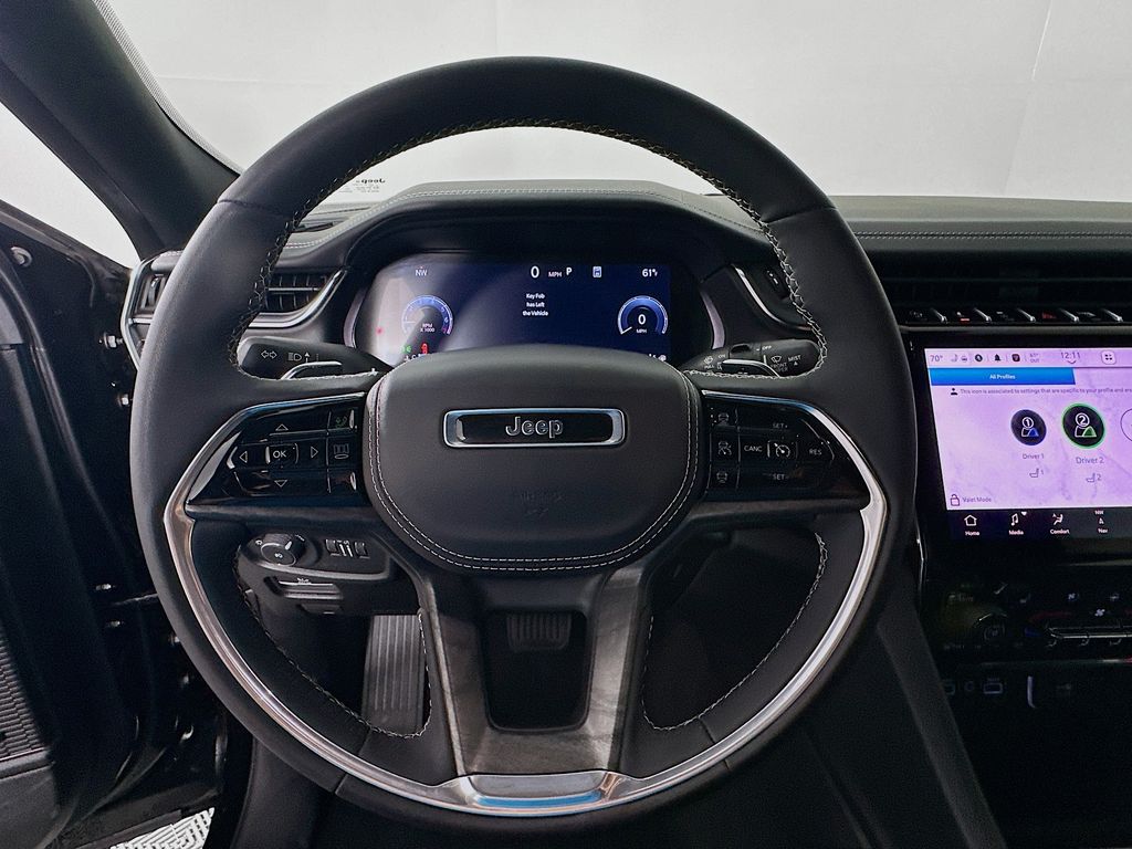 Thumbnail: 2025 Jeep Grand Cherokee L - 11