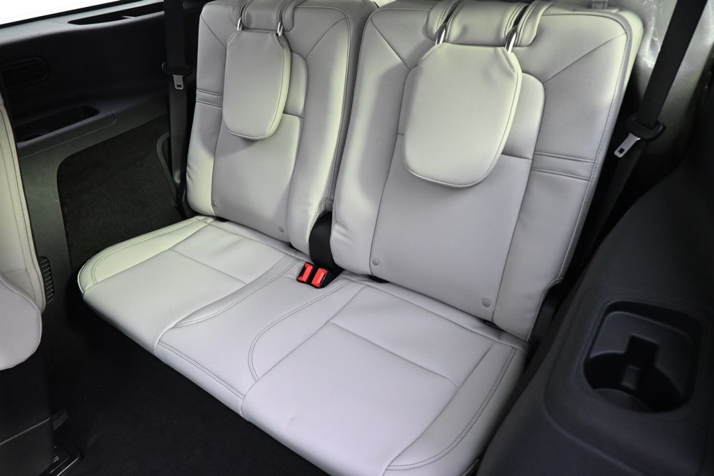 New 2026 Blue Lincoln Premiere image 22