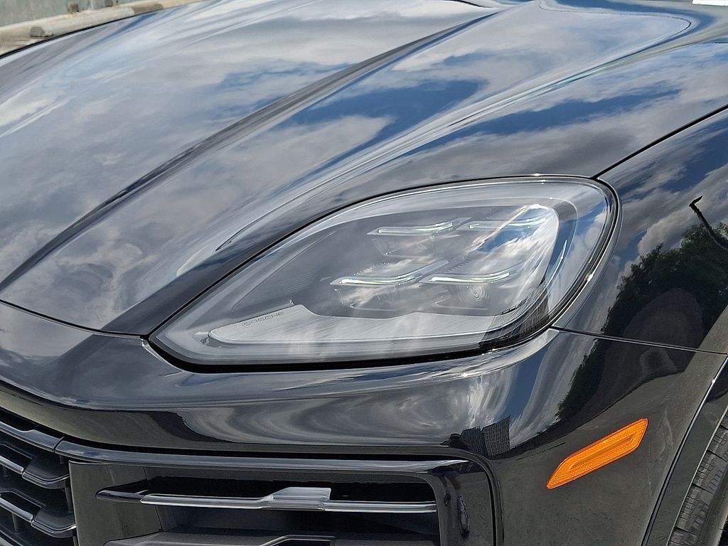 Thumbnail: 2026 Porsche Cayenne - 11