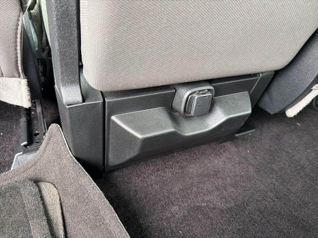 Thumbnail: 2017 Ford F-150 - 31