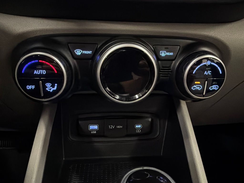 Used 2023 Hyundai Venue SUV