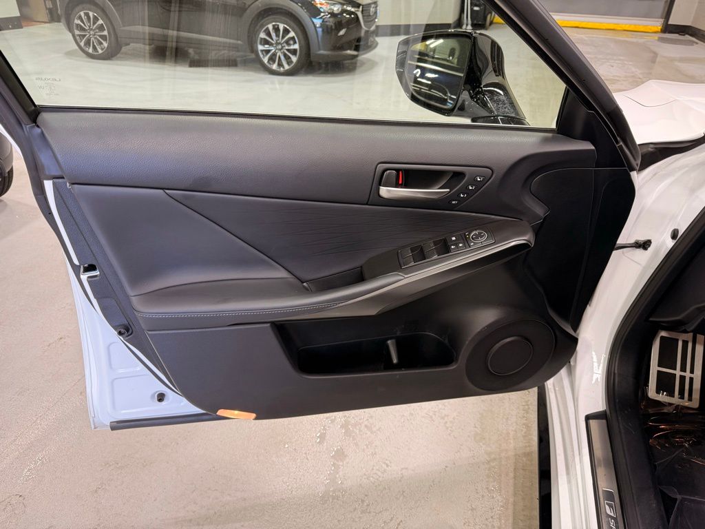 Thumbnail: 2023 Lexus IS - 10