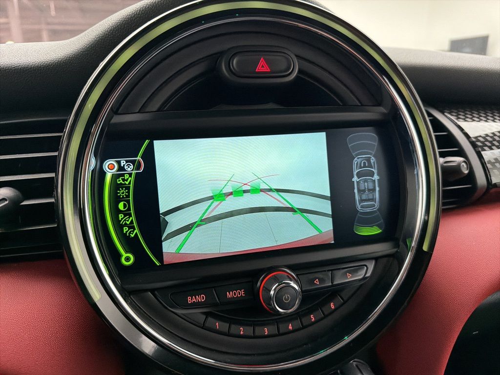 Thumbnail: 2018 MINI Cooper - 10