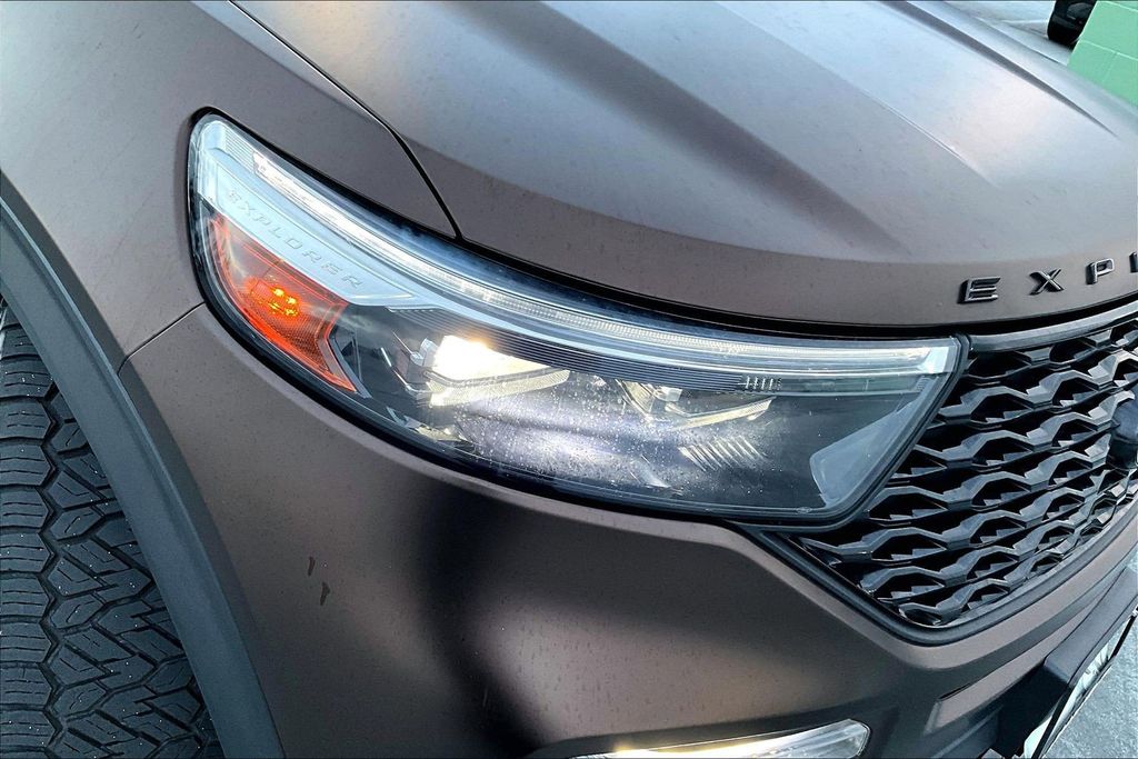 Used 2023 Gray Ford ST image 32