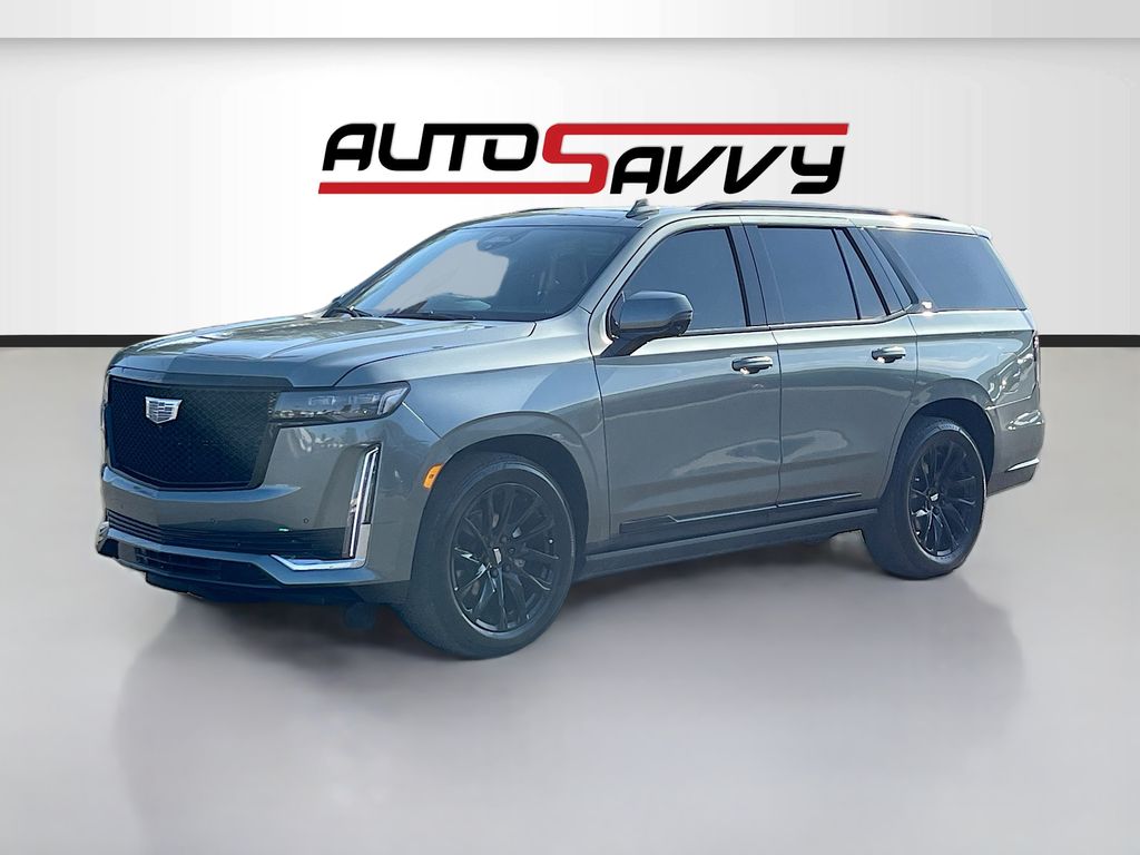 Used 2024 Green Cadillac Sport image 3