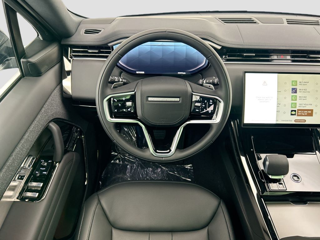 Thumbnail: 2026 Land Rover Range Rover Sport - 10