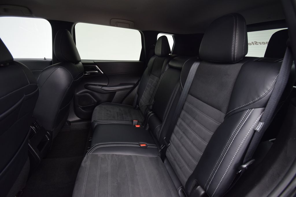 used 2024 Mitsubishi Outlander car, priced at $24,800