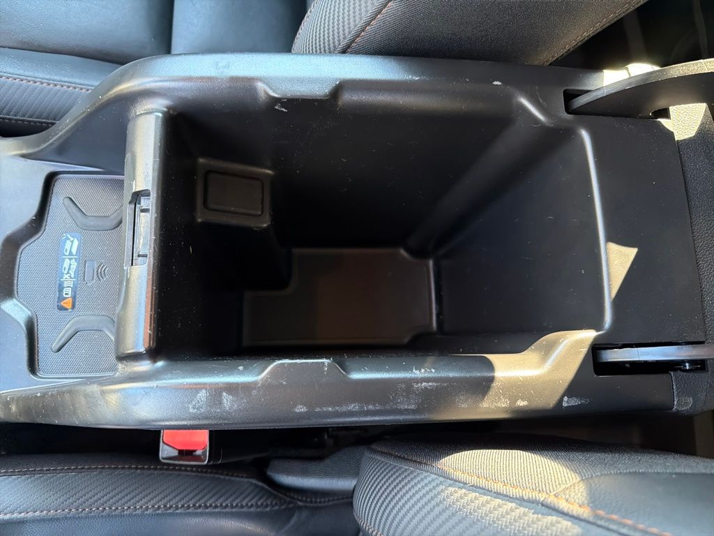 used 2021 GMC Canyon car, priced at $25,900