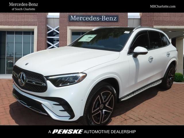 2024 Mercedes-Benz GLC 300 -
                Pineville, NC