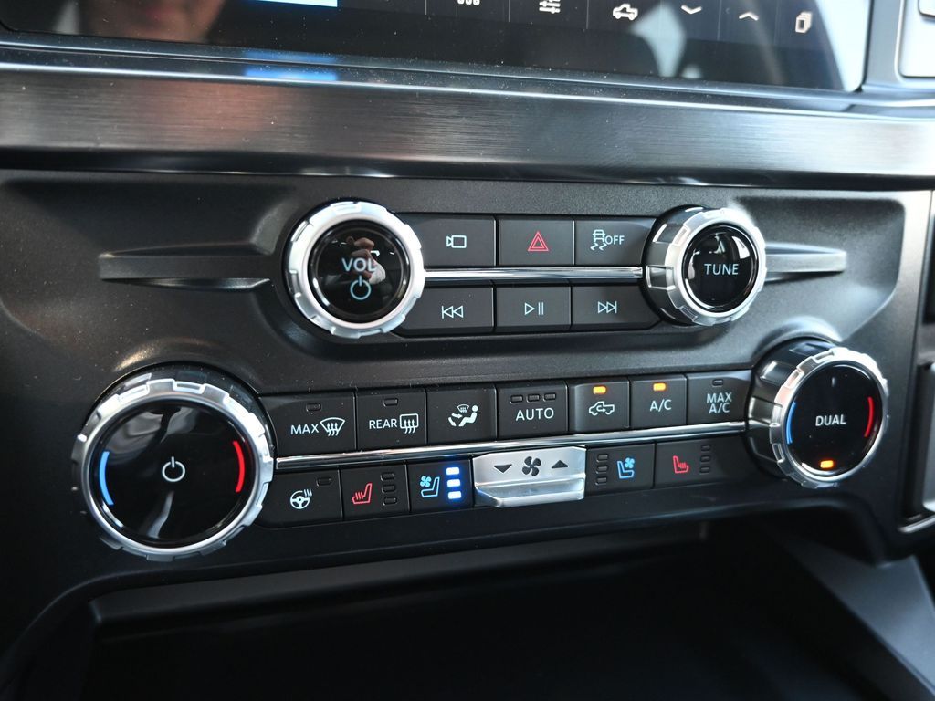 2025 Ford F-350 Super Duty Lariat
