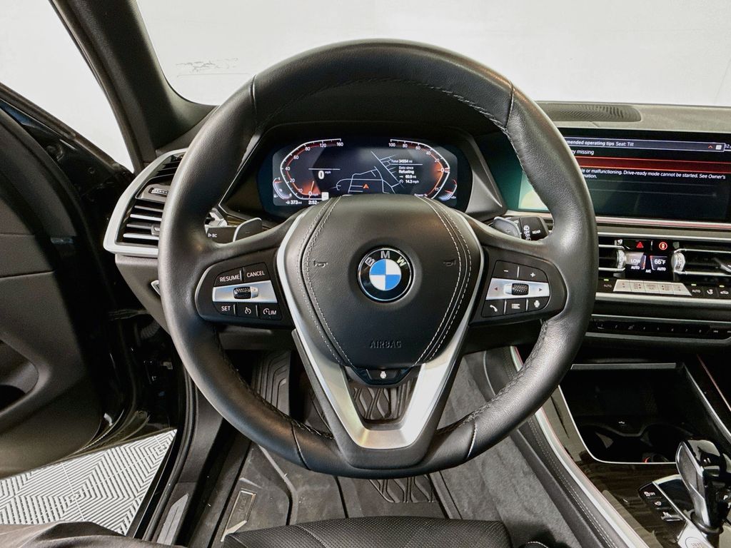 Thumbnail: 2023 BMW X5 - 11