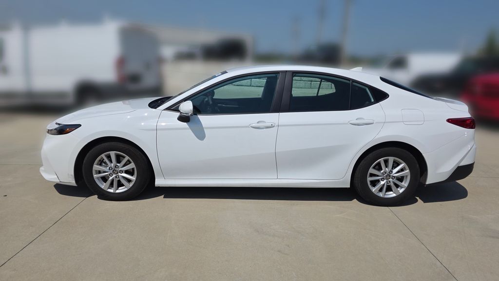 Used 2025 Toyota Camry LE with VIN 4T1DAACK9SU592510 for sale in Kansas City