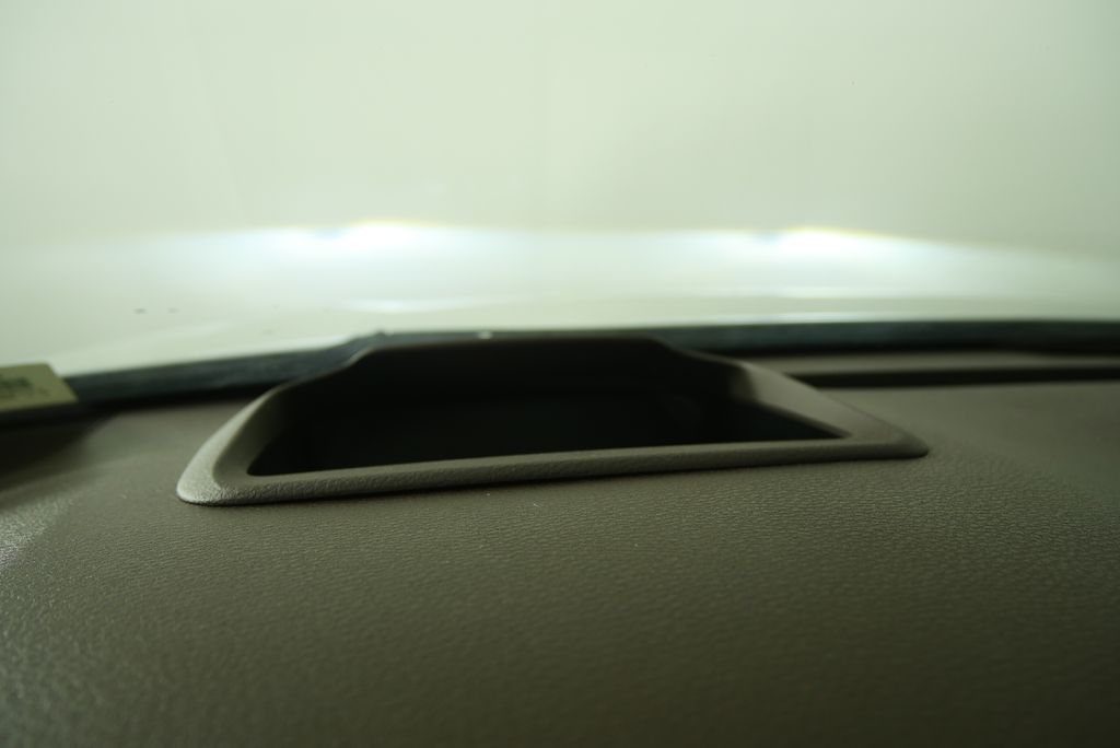 Thumbnail: 2022 Toyota Sienna - 23