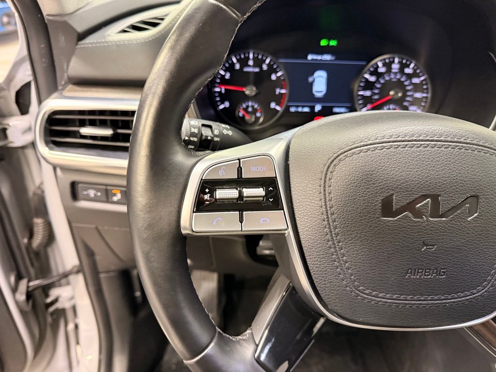 Thumbnail: 2022 Kia Telluride - 13