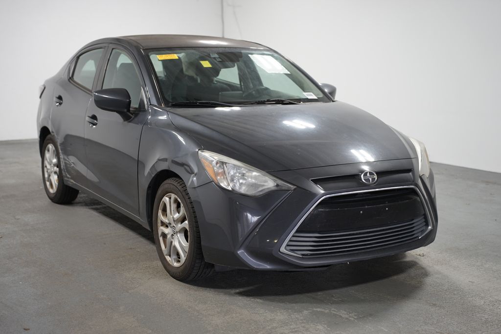 2016 Scion iA Base 3