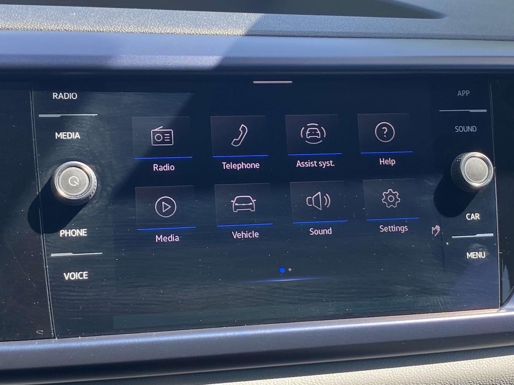 2022 Volkswagen Taos SE 32