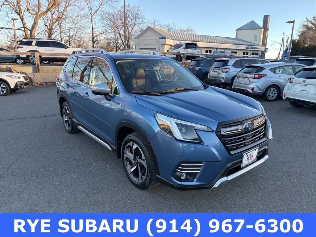 2023 Subaru Forester Touring Crossover AWD