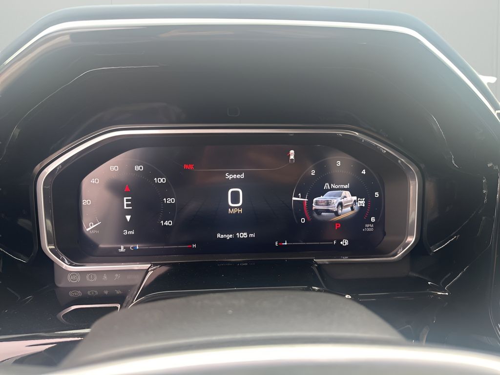 New 2026 White GMC SLT image 32