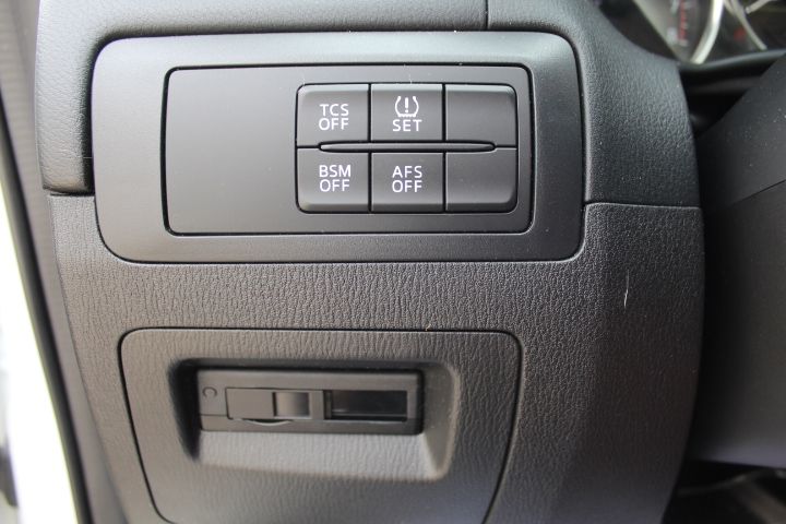 Used Car 2025 Mazda Cx-50  Utility 2.5 Turbo Meridian Edition All Wheel Drive For Sale Under $40,000 In Georgetown, Texas