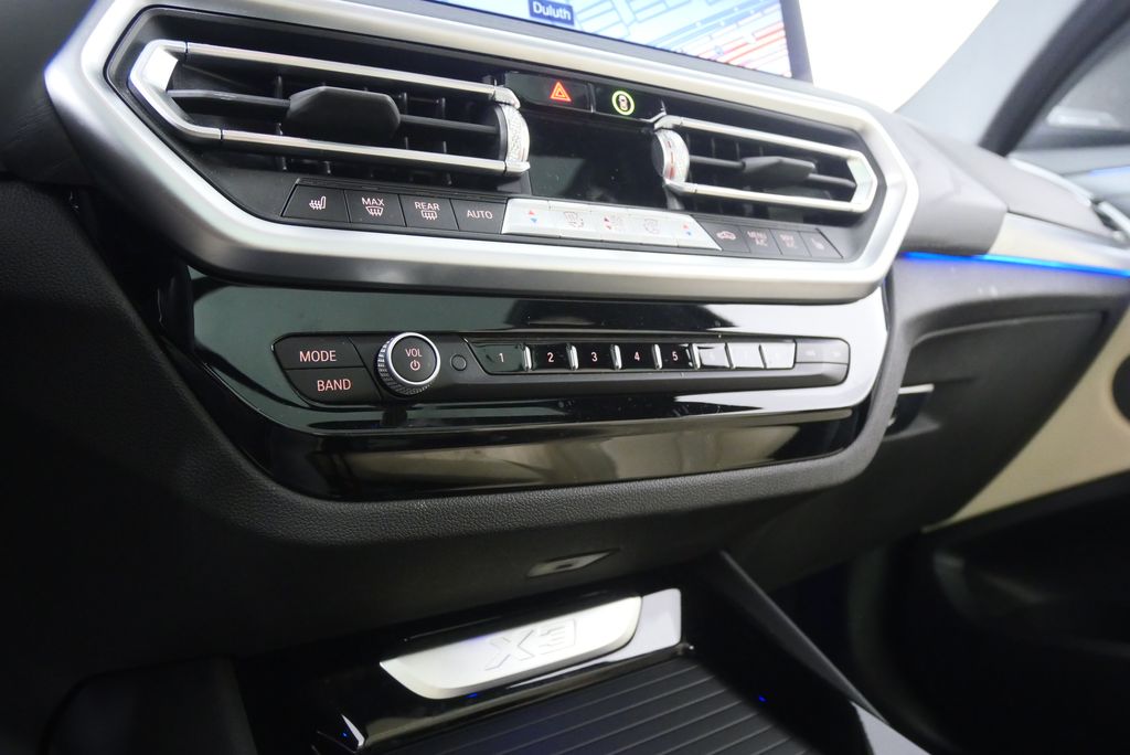 Thumbnail: 2023 BMW X3 - 25