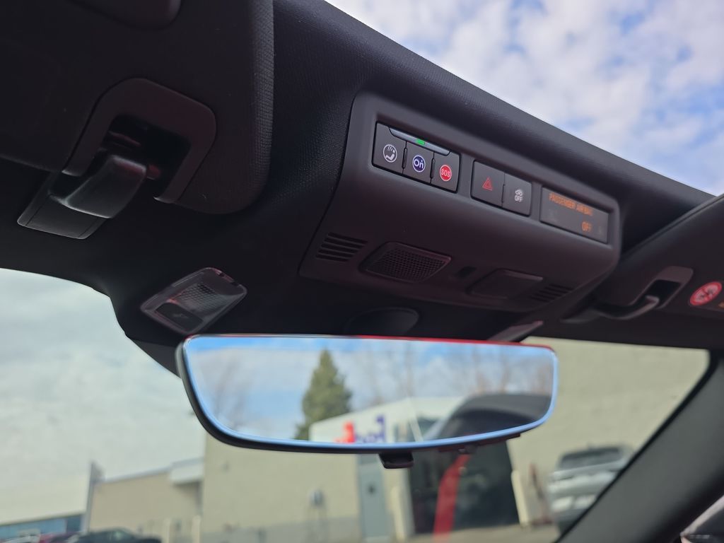 Certified Used 2023 White Chevrolet Stingray image 41