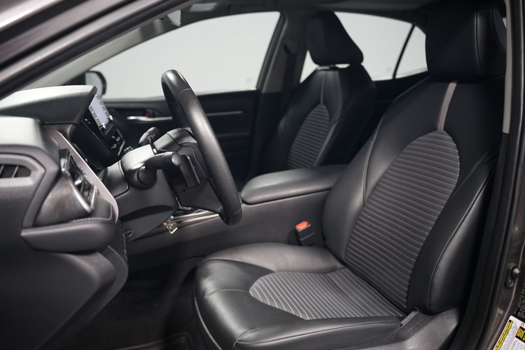 2024 Toyota Camry SE 6