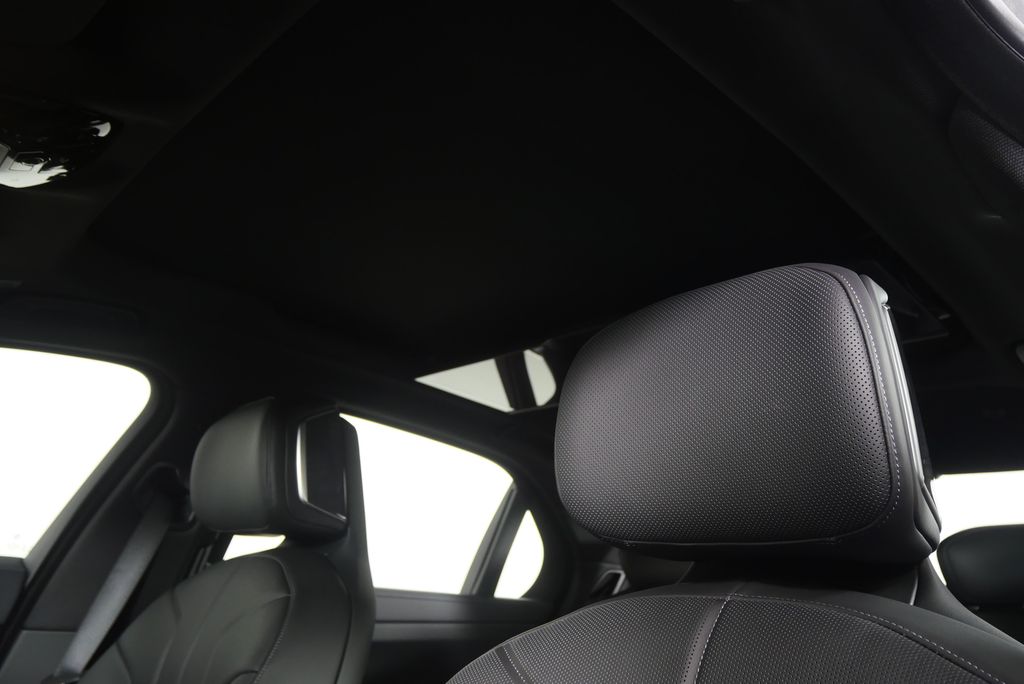 Thumbnail: 2026 BMW i7 - 12