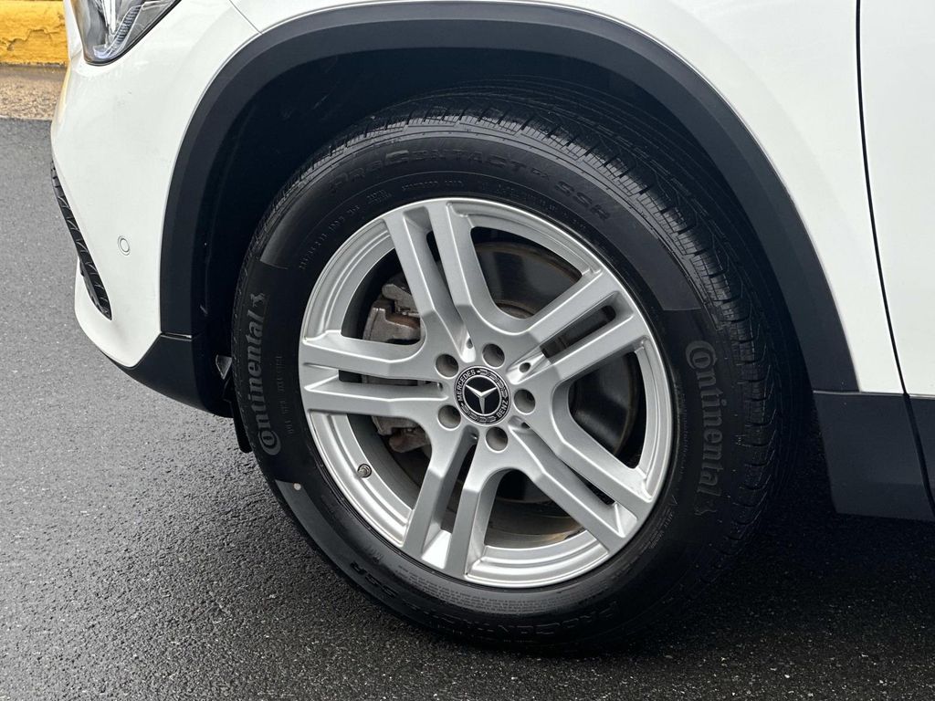 Thumbnail: 2022 Mercedes-Benz GLA - 15