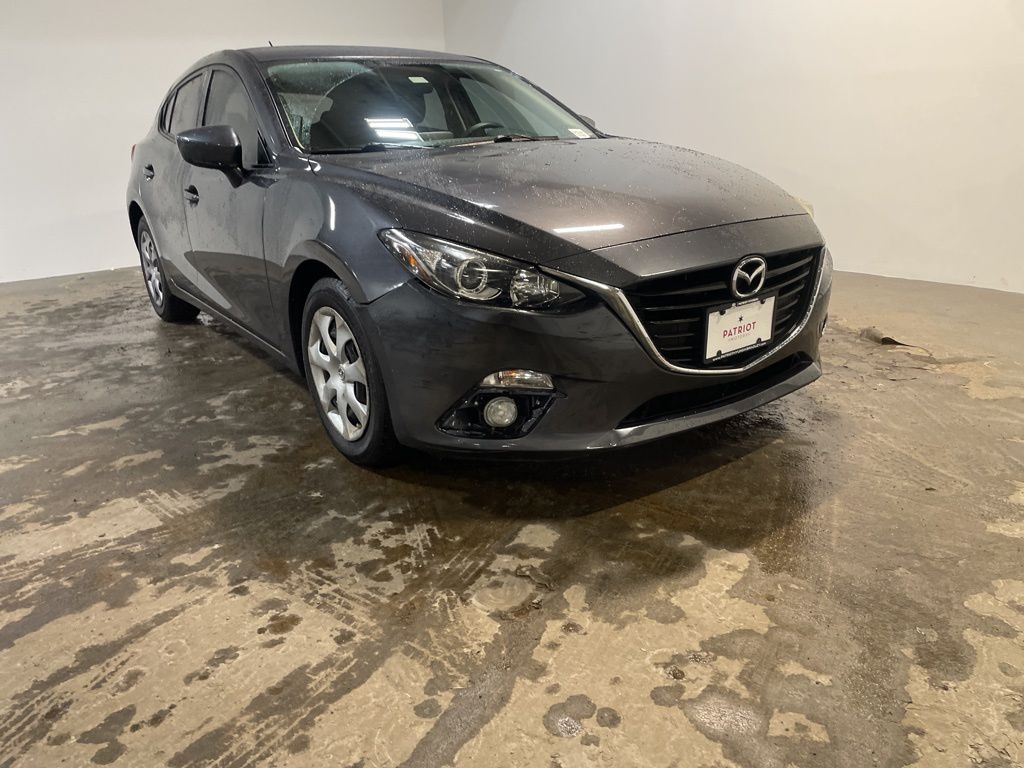 2015 Mazda MAZDA3 i Sport Hatchback