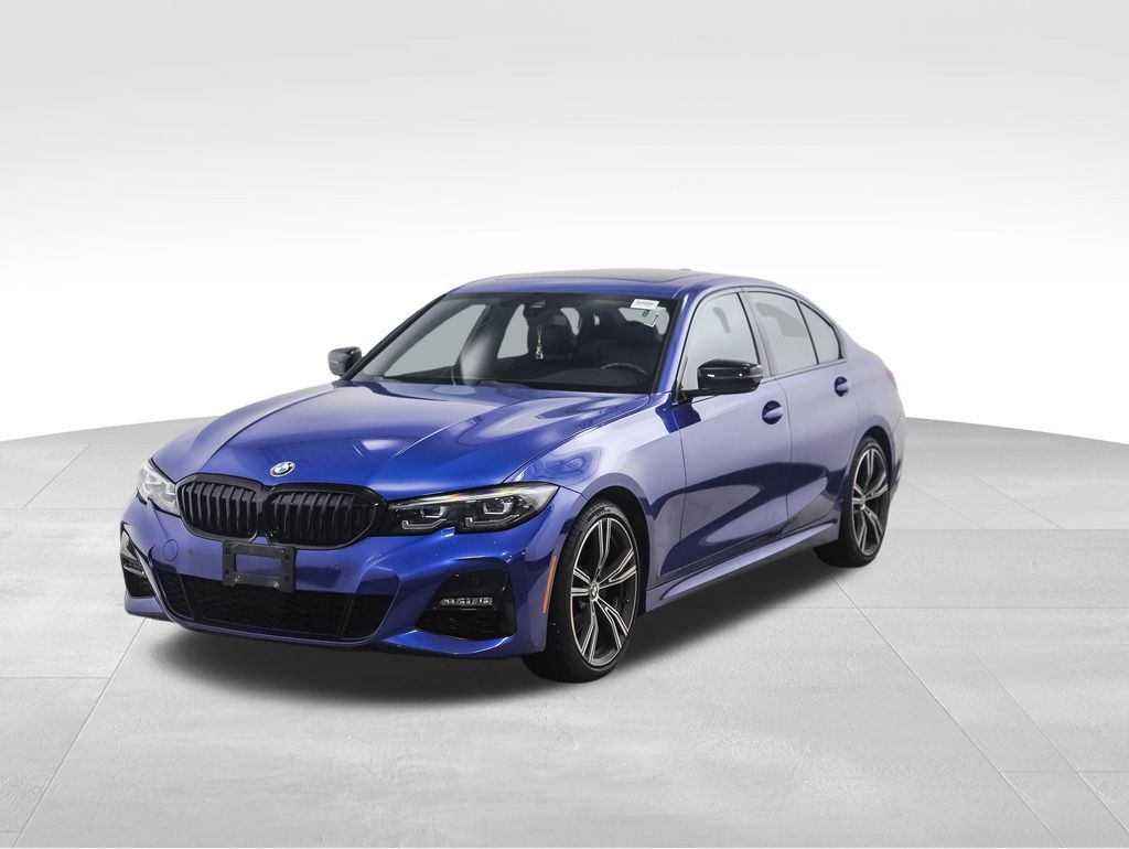 Thumbnail: 2022 BMW 3 Series - 1
