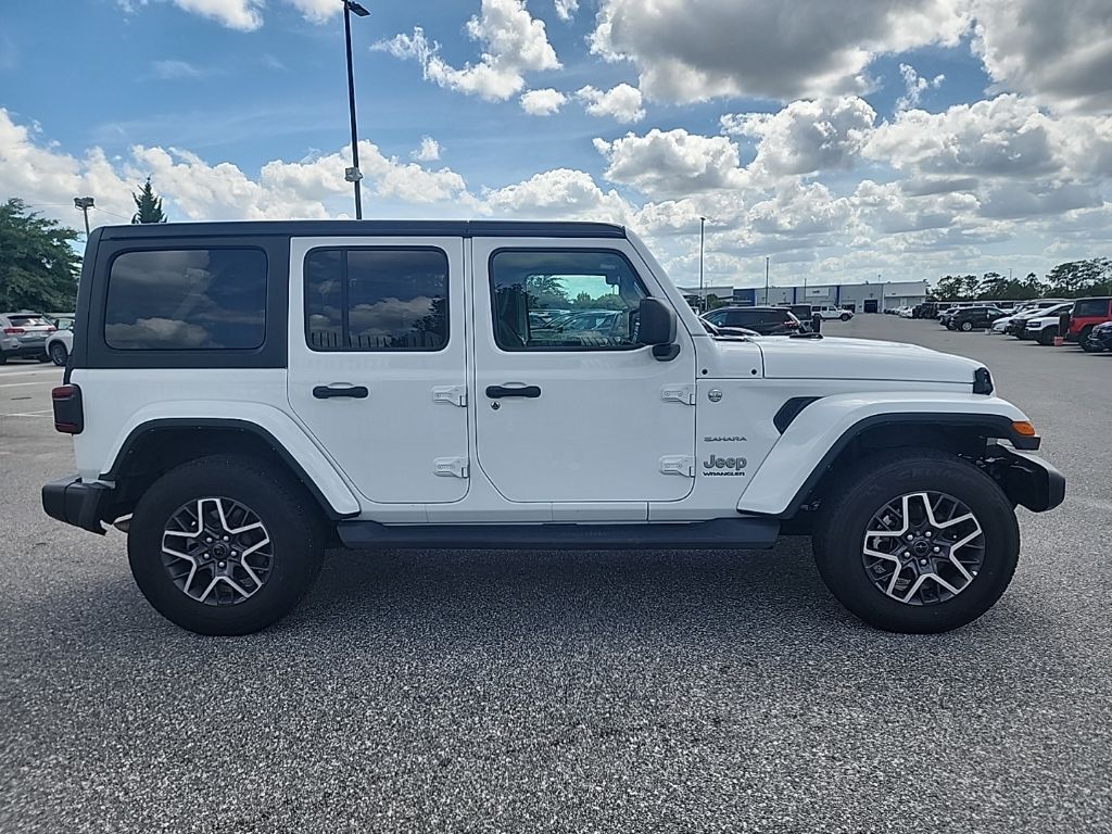 2024 White Jeep Wrangler Sahara 4X4 SUV