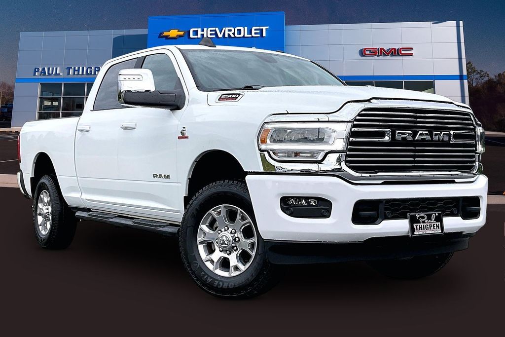 2024 RAM 2500 Laramie Crew Cab 4WD
