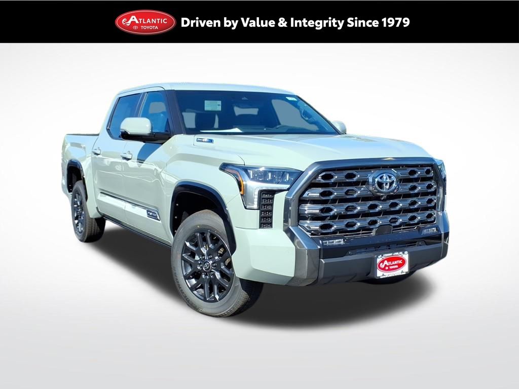 2026 Toyota Tundra Platinum's photo