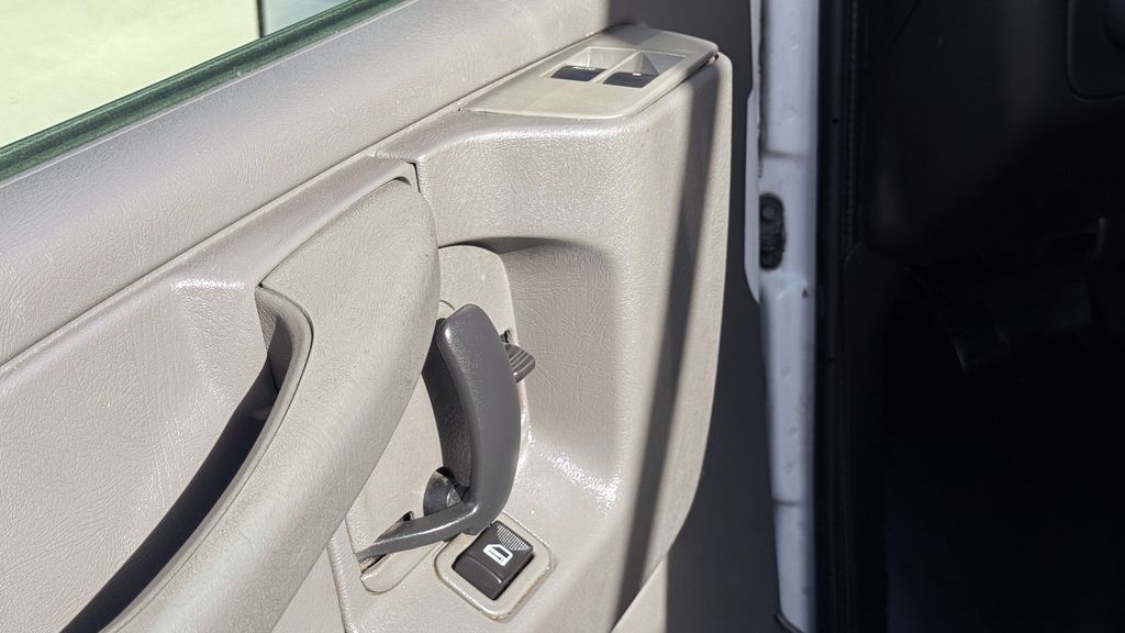 Used 2015 Chevrolet Express 2500 Work Van 3D Cargo Van