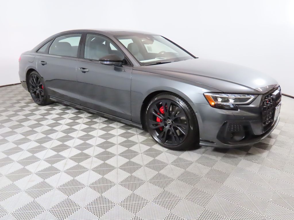 Thumbnail: 2025 Audi S8 - 7